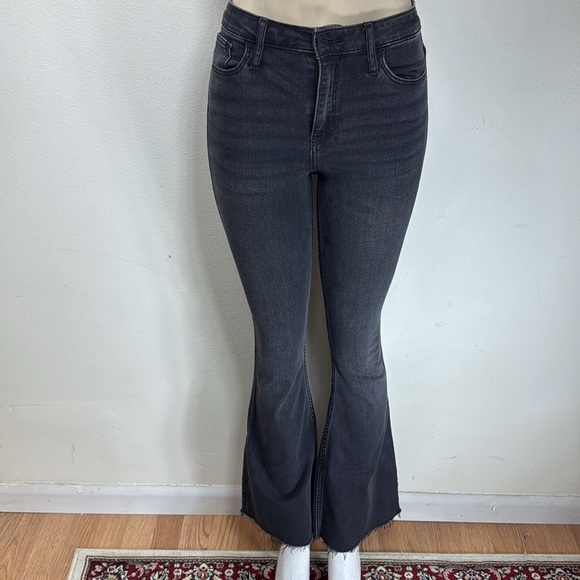 (Q3) HOLLISTER High-Rise Flare Classic Stretch Jeans, Size 24W, 31L - Picture 7 of 14